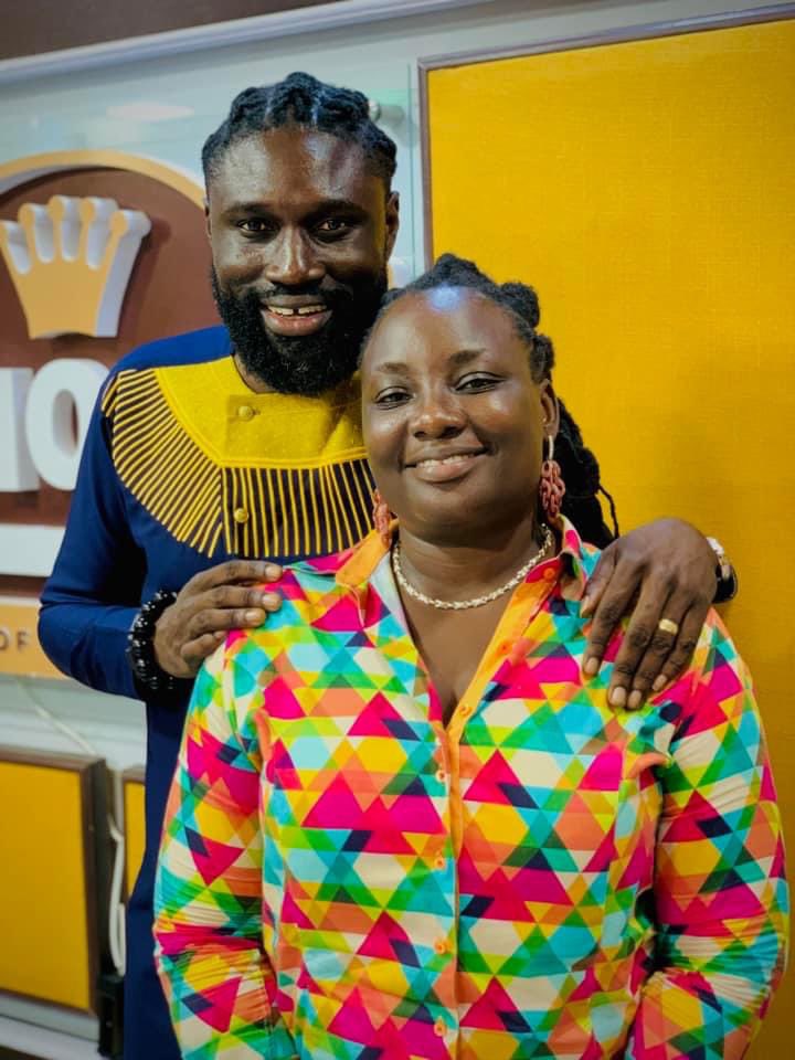 DLFM1069's tweet photo. Car Owner Nana Adjoa Silky x Machine Mechanic Roman Fada

😂😊😊It’s All About DLFM 106.9 ☺️ 
Iiiiiiiiiiiits Friday! 

 #DLFM #dlhour #Y3kurakuramu #ghana #media https://t.co/pWsCJG2SBT
