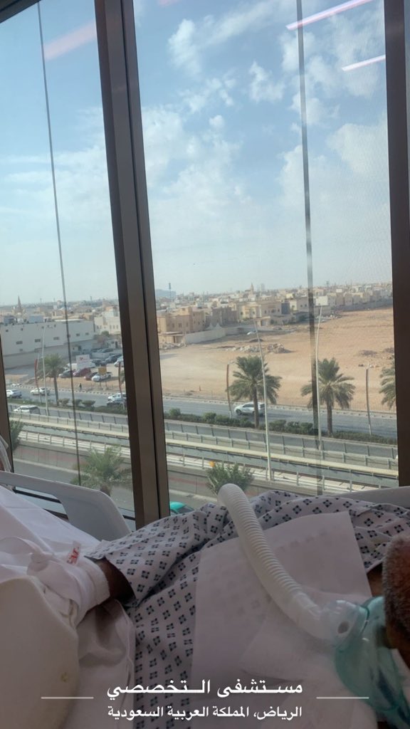 #ساعه_استجابه
يارب كما أكرمتني به والداً لا شبيه له في الحُبّ والعطاء ، فأكرمني بأن تقبل دعائي له، اللّهم إن والدي أحسن إليّ فجُد عليه بإحسانك فأنت اهل الجود ،وارزقه نعيم لا يزول في الدنيا والاخره، اللّهم إشفي والدي شفاء من عندك تغنيه به عن كل طبيب ورد اليه عافيته ياارحم الراحمين