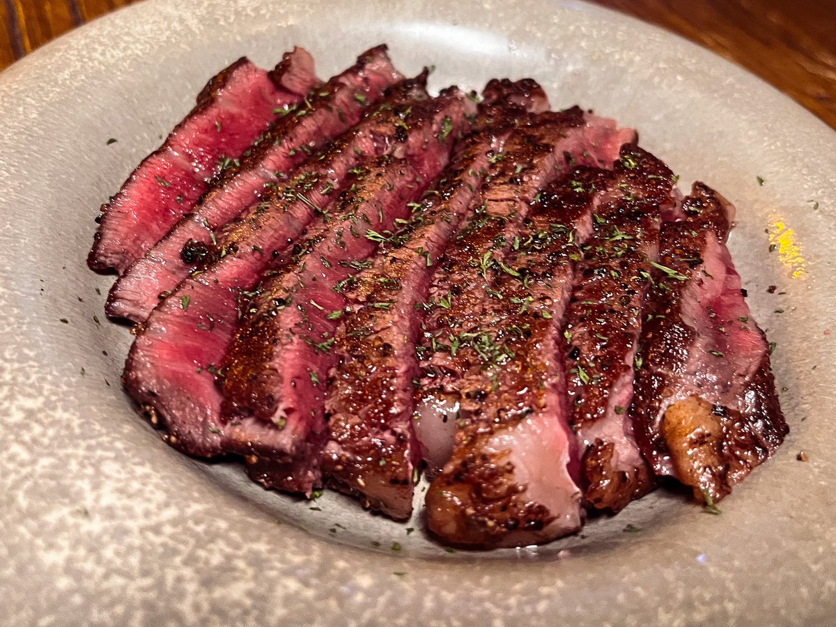 draminspector's tweet photo. The less you cook a good meat the better, M9+ Australian tenderloin 😋 https://t.co/5Bzq8xLYii