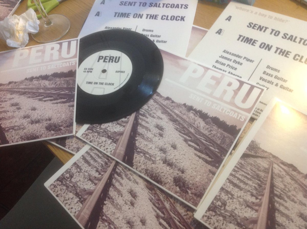 archdeaconofpop's tweet image. Happy Birthday to this wee beauty, released on the .@archdeaconofpop label on 7/7/14.