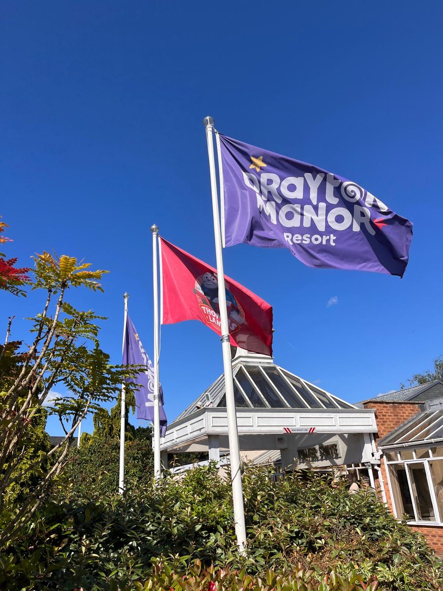 GES_EMEA's tweet photo. Today, we've had our team outing to Drayton Manor Resort for our Summer Town Hall ☀️📷 📷

🎢 A day packed with activities, with loads of fun at the theme park (we did some work this morning, we promise!) to celebrate all of our teams' hard work. https://t.co/3OvWXnkjRR