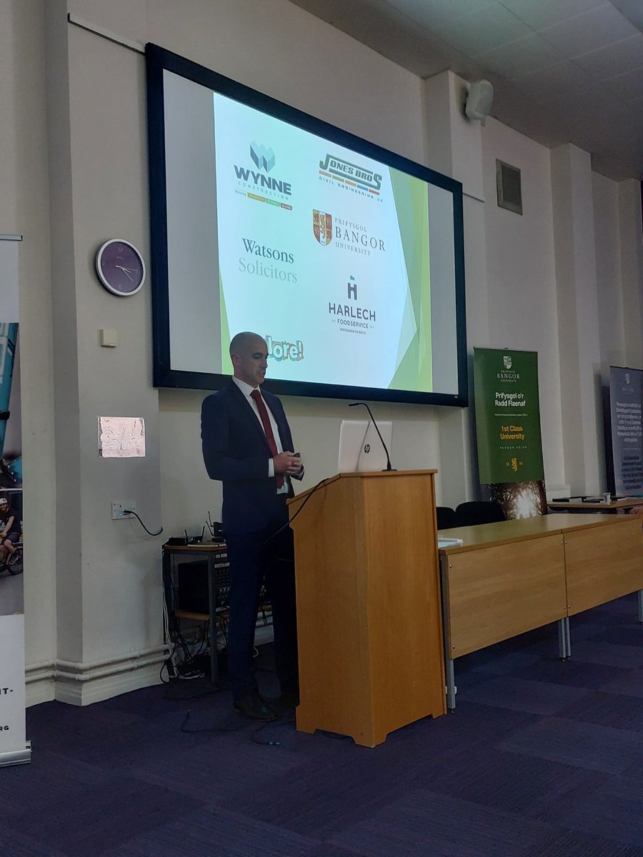 📣Back in May, @Anthony_Bullick was invited to speak at #NetZeroNorthWales 🏴󠁧󠁢󠁷󠁬󠁳󠁿, an event to help boost collaboration and reduce carbon footprints in the region. 👏 Interested to read what he spoke about? Read more. 👇 #NetZeroWeek outwrite.co.uk/blog/outwrite-…