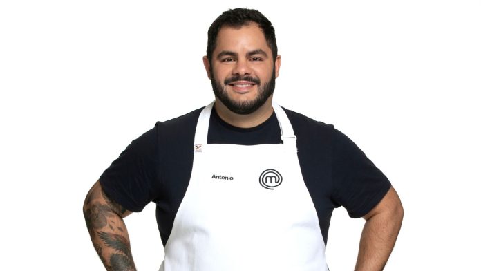 esreviral's tweet photo. #07Jul Informático venezolano conquistó al jurado de MasterChef Australia con una cachapa https://t.co/6o7vBNqJA2 https://t.co/vHnihQvwy5