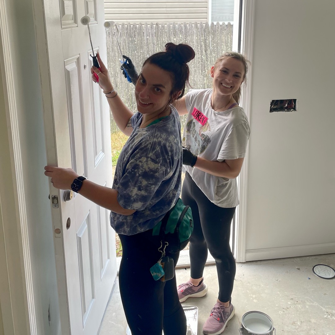 IUGastro's tweet photo. Our #APPs are making a difference in our community! They volunteered for @HabitatIndiana, helping with interior home remodeling tasks and lending a hand to those in need. Together, they made a difference in someone's life! #GITwitter @sarahstainkonp @HaleighHansonPA @LorenChilar https://t.co/Vha5brbqoa