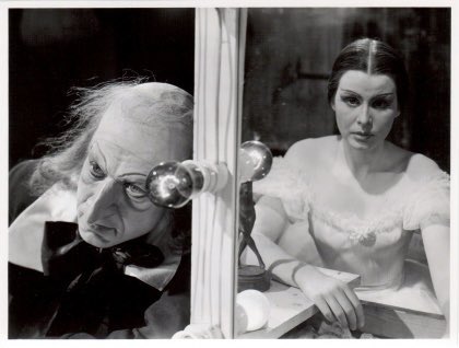 In SUMMER INTERLUDE, the ballet master tells Marie she is a meant to be a dancer &amp; nothing but a dancer. Later, Ingmar Bergman realized how true this was of himself &amp; that he was only meant to make films saying, “I don’t think I could ever do anything else.”#IngmarBergMonth