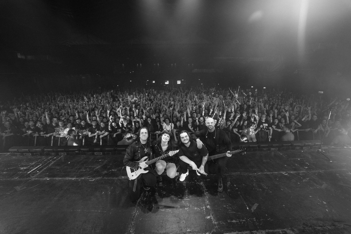 spiritboxband's tweet photo. Thank you Manchester 🖤
📸 @delliottphoto @bethanmillerco https://t.co/XrPQSvCIr2