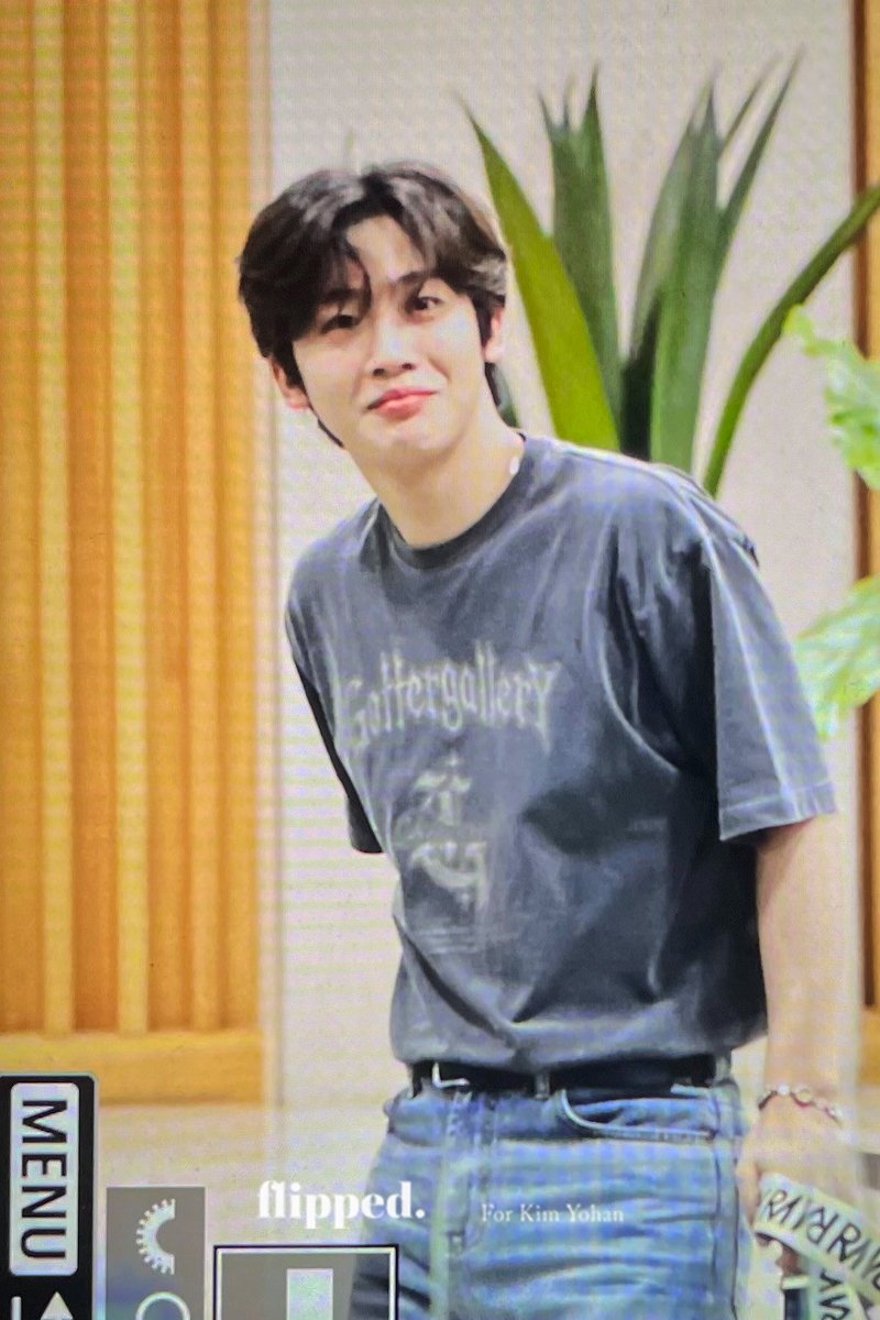 flipped_yh's tweet photo. 230707 STATION Z 출근

#위아이 #WEi #김요한 #KIMYOHAN https://t.co/NX4z8fdRG8