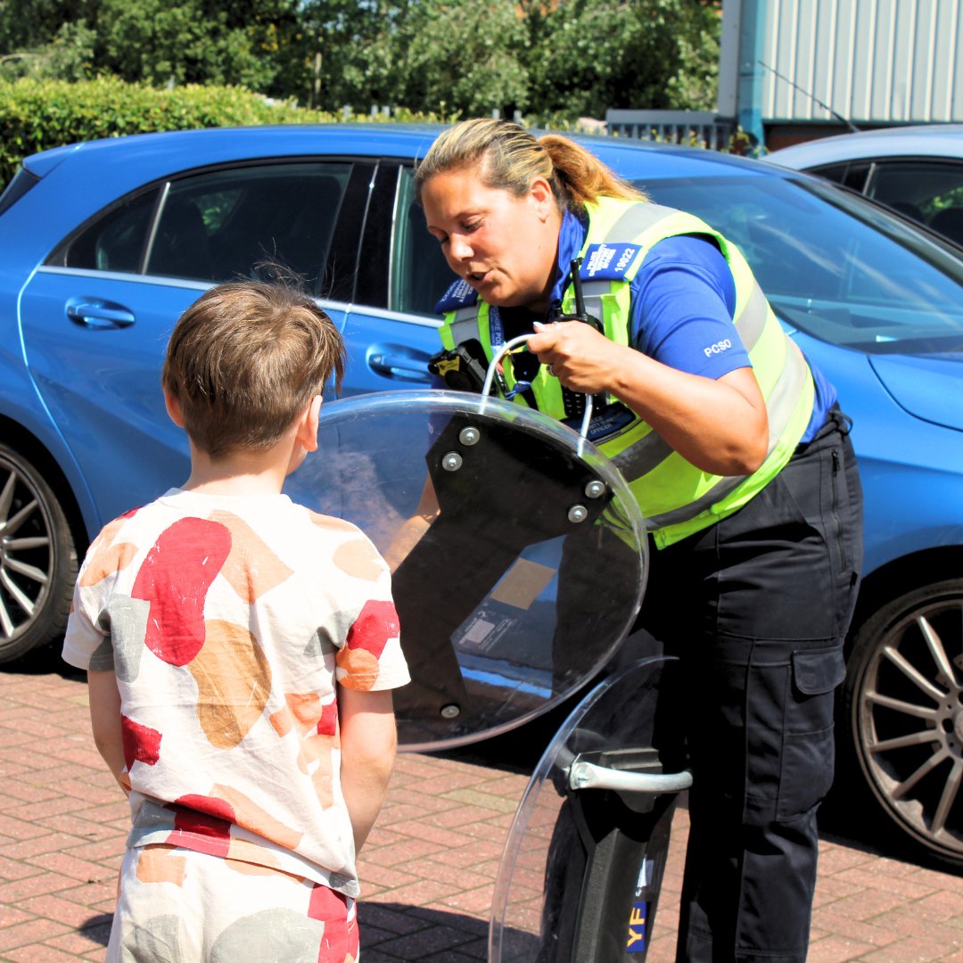 We've had a VERY special visit at our Stop Gap provision today!🚓

Thank you to Newcastle-under-Lyme Police for providing such a valuable session for our pupils!

#police #education #alternativeprovision