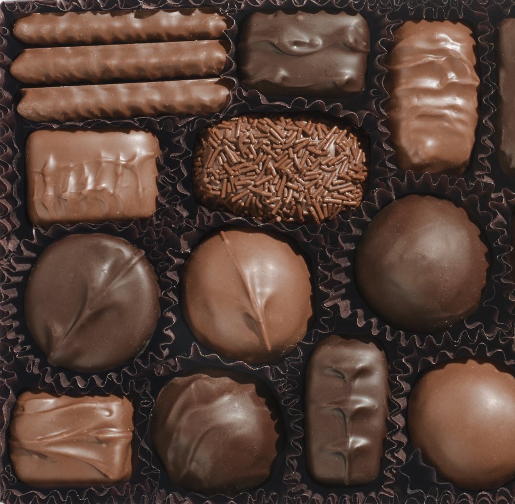 A day dedicated specially for chocolate lovers? We'll take it! 🍫 Celebrate #WorldChocolateDay by visiting your local See's shop and treating yourself to your favorite pieces of See's 🥰