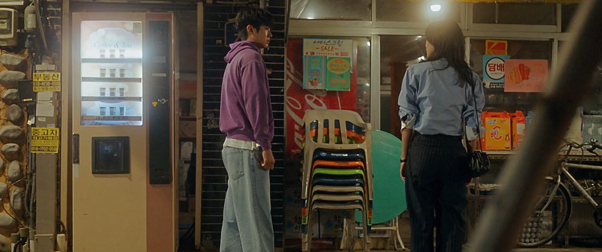 misaeng1995's tweet photo. And suddenly, time stopped. https://t.co/Pp1kXpTGpT
