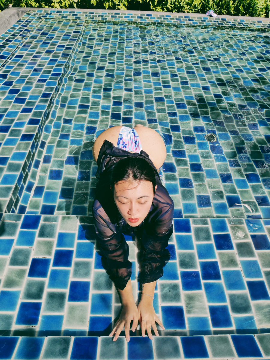 MainMaine8's tweet photo. #Swim #bikinimodel #Bootyappreciation #poolgirl https://t.co/XdMqetMIjQ