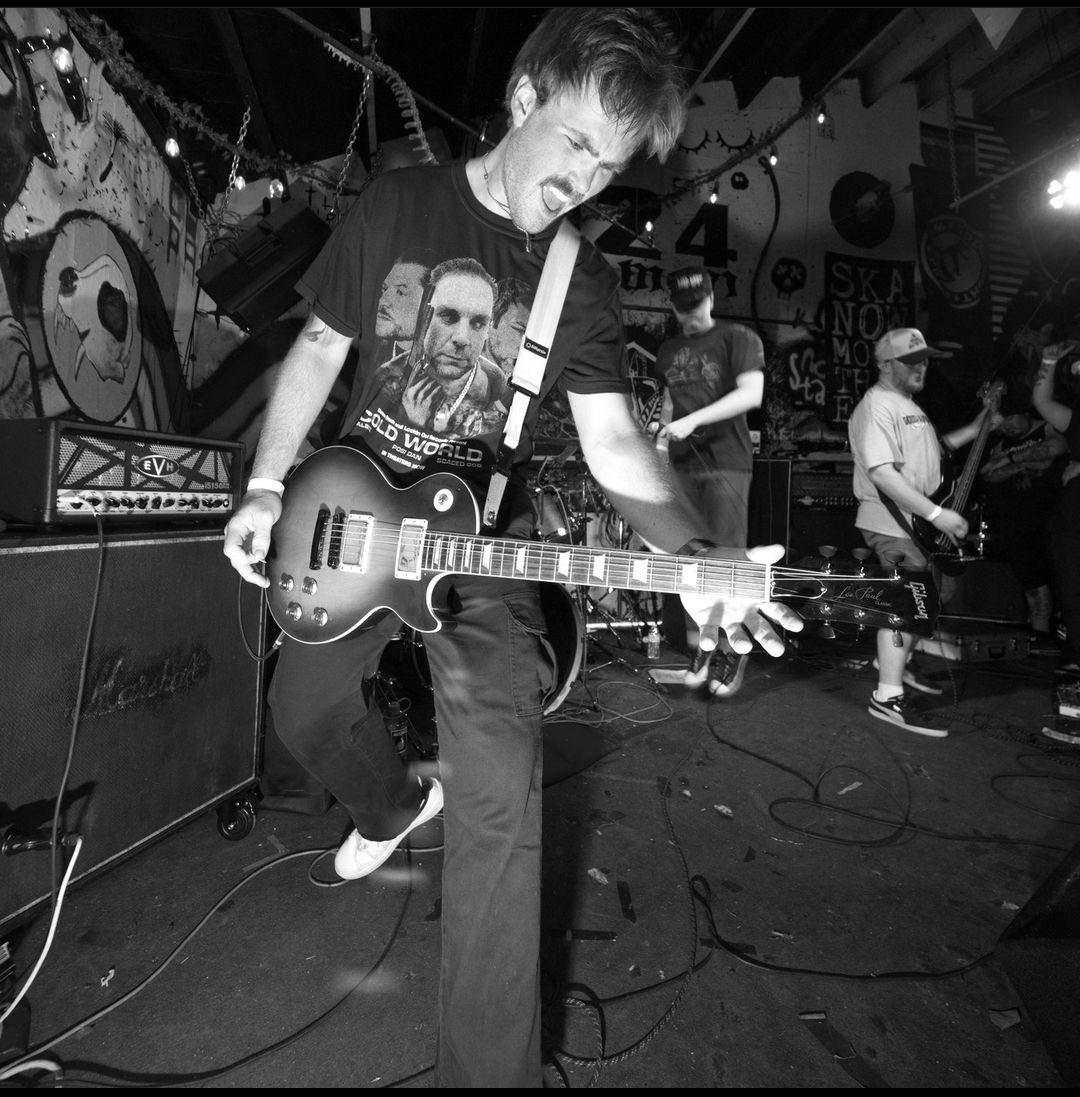 WITNESS CHAMBER “TRUE DELUSION” OUT AUGUST 18TH… 6 NEW TRACKS OF HARD HITTING HC FFO BURIED ALIVE, GUN RANGES AND WEARING CAMO HEAD TO TOE… STREAM THE SINGLE “OF THE WORLD” EVERYWHERE NOW..

PREORDERS ARE AVAILABLE AT DAZE-STYLE.COM…

STREAM: vyd.co/Oftheworld