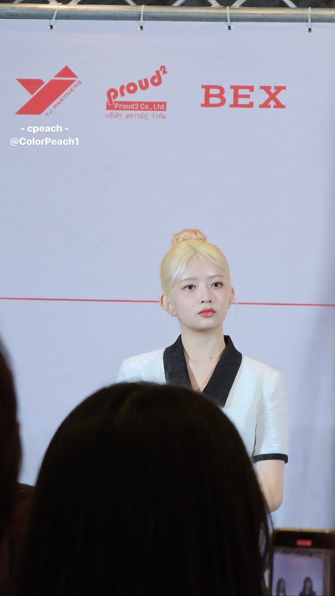 ColorPeach1's tweet photo. นี่เรียกความรักใช่มั้ยยย 🥺
นางฟ้ามาเยือนเมืองไทยแล้วว 🍑

#ThePromQueensinBKK
 #이서 #아이브 #IVE 
#アイヴ  
#ราชินีพรอมเยือนเมืองไทย 
#Welcome6ueenstoThailand https://t.co/pmrh9WYAvQ