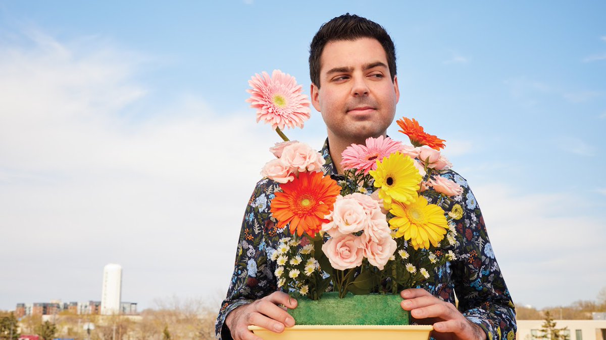 UMNAlumni's tweet photo. BKB Floral Foam is pioneering a nontoxic alternative to a harmful industry staple. From #MNAlumniMagazine, Summer '23.
https://t.co/lscRms0AyX
@DJGoldfeld
📷: @haugphoto https://t.co/GB62QuwMdt
