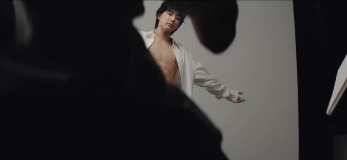 kookpiics's tweet image. OMG JEON JUNGKOOK!!!