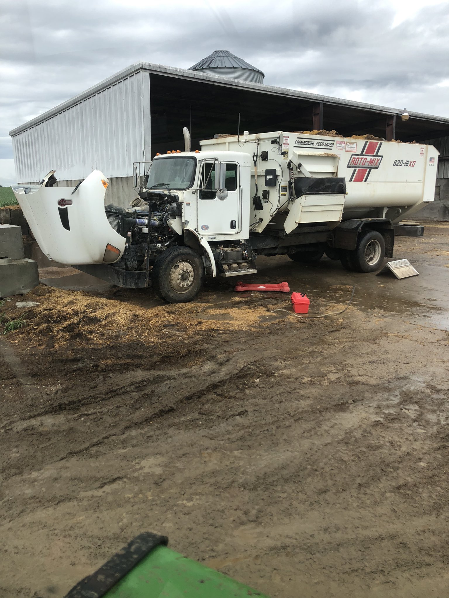 Ryan Loseke on Twitter "Had a little excitement this morning