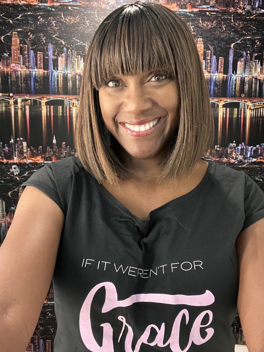 everywheremerch's tweet photo. Do you have the “If it weren’t for grace” T-shirt by Mariee Murphy? Order yours today! Available at https://t.co/Lt8GBhWNw8 @marymurphymusic #gracetshirts #marieemurphy #faithclothes #tshirts #christianclothes https://t.co/wDmWkIZbi7
