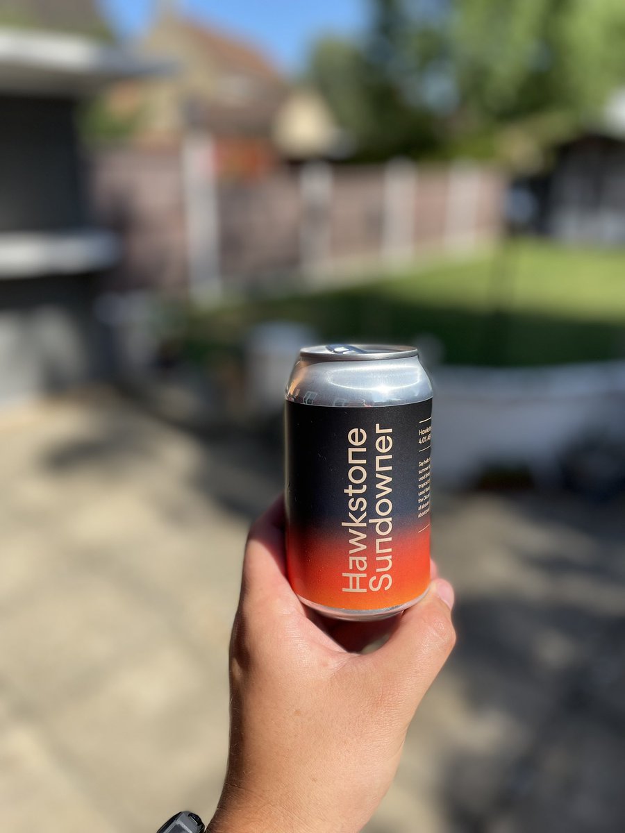 JamiePuddAllen's tweet photo. Friday + Sunshine + No work this weekend = beers 🍻☀️ https://t.co/cIU54L3OLU