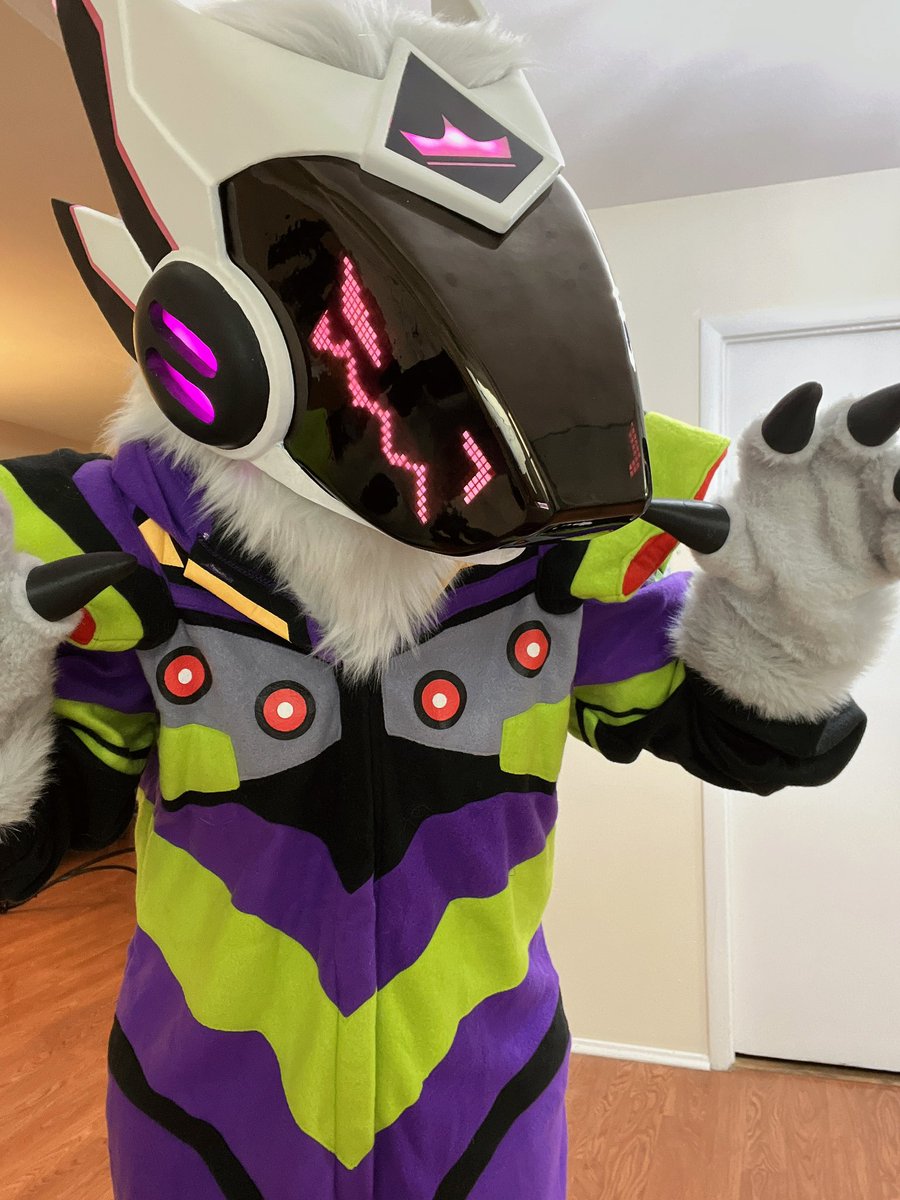 No talk, she angy 

#primagen #protogen 
#FursuitFriday