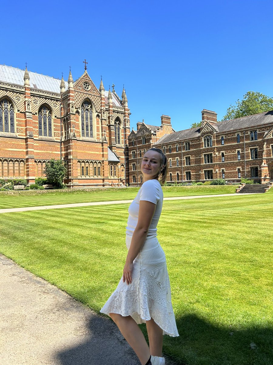 LFoket's tweet photo. Thoroughly enjoyed the @dhoxss 2023, learnt a lot of valuable insights and practical skills on 3D, VR, AR and its use in cultural heritage settings! Thanks to the all the local organizers and @KebleConference for this experience! https://t.co/DmnUdr2F3W