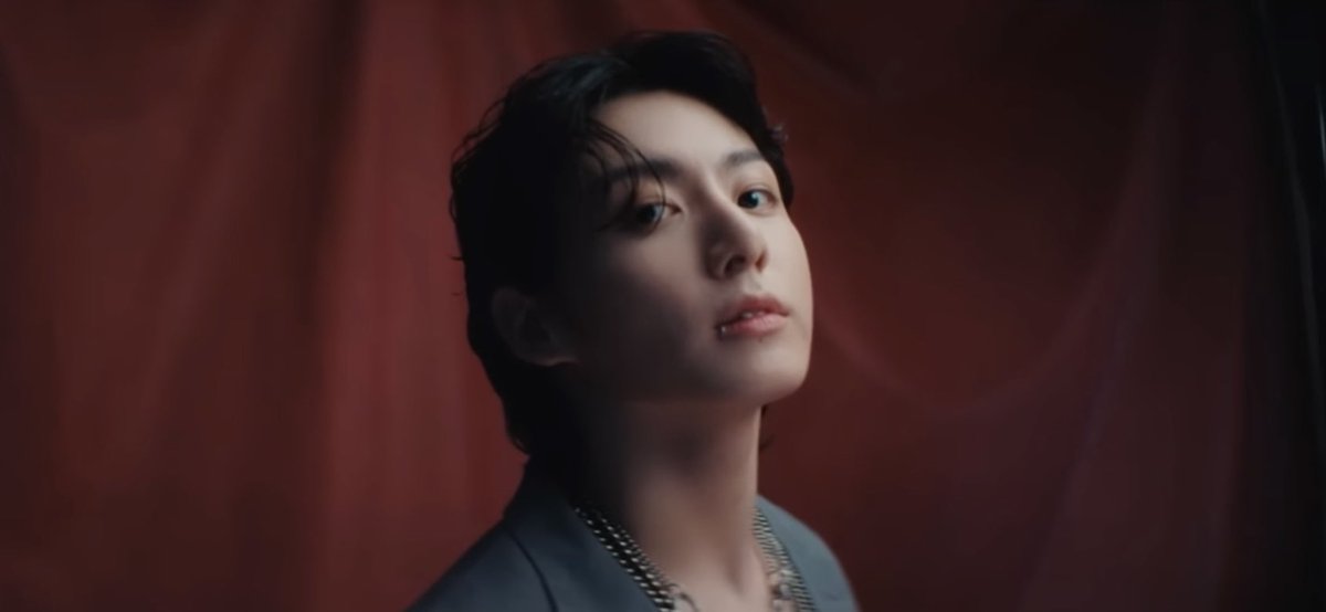 kookpiics's tweet image. jungkook is so handsome