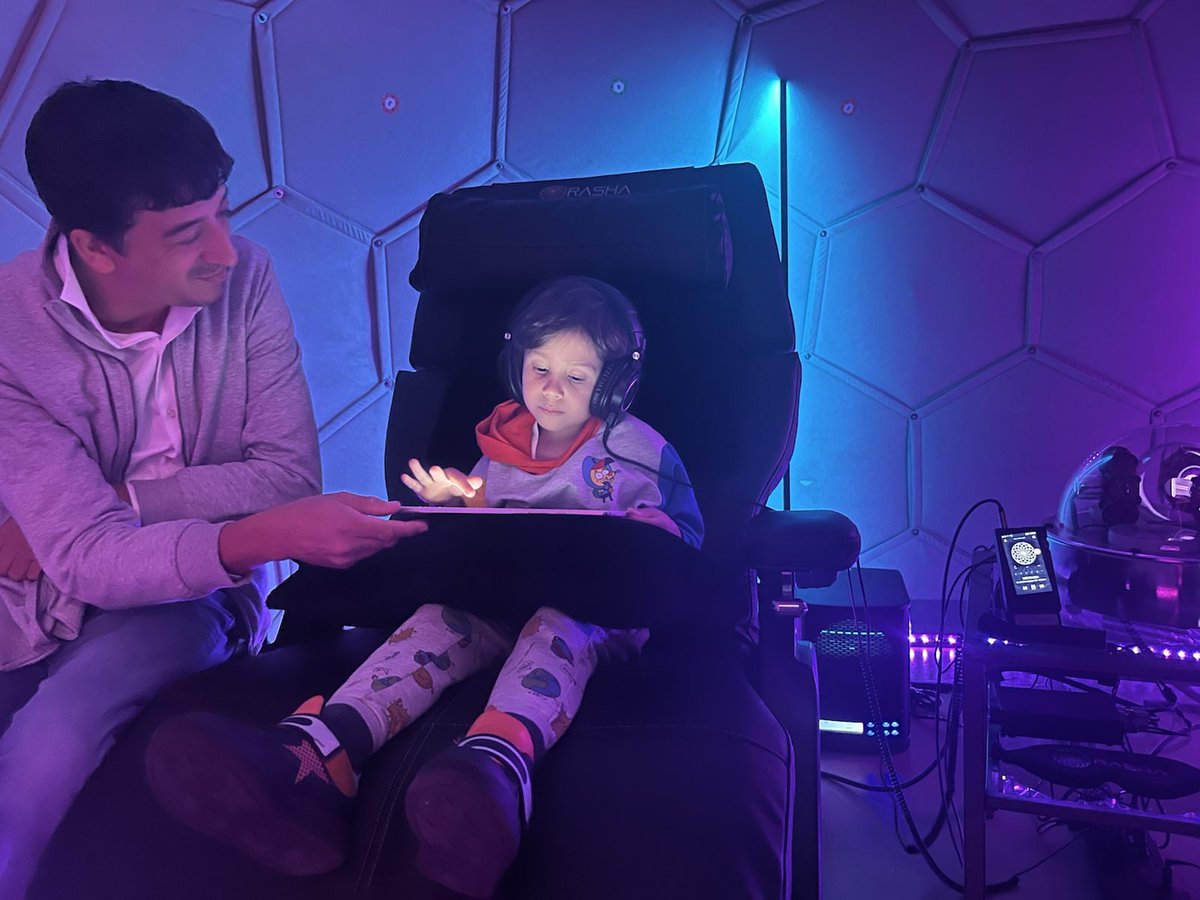 DrJerePhD's tweet photo. Holistic wellness meets quantum morphogenetic science in the RASHA Dome. Transforming lives, one upgrade at a time. #DrJere #RashaDome #QuantumTech #FutureIsHere https://t.co/uIp95VGIYj