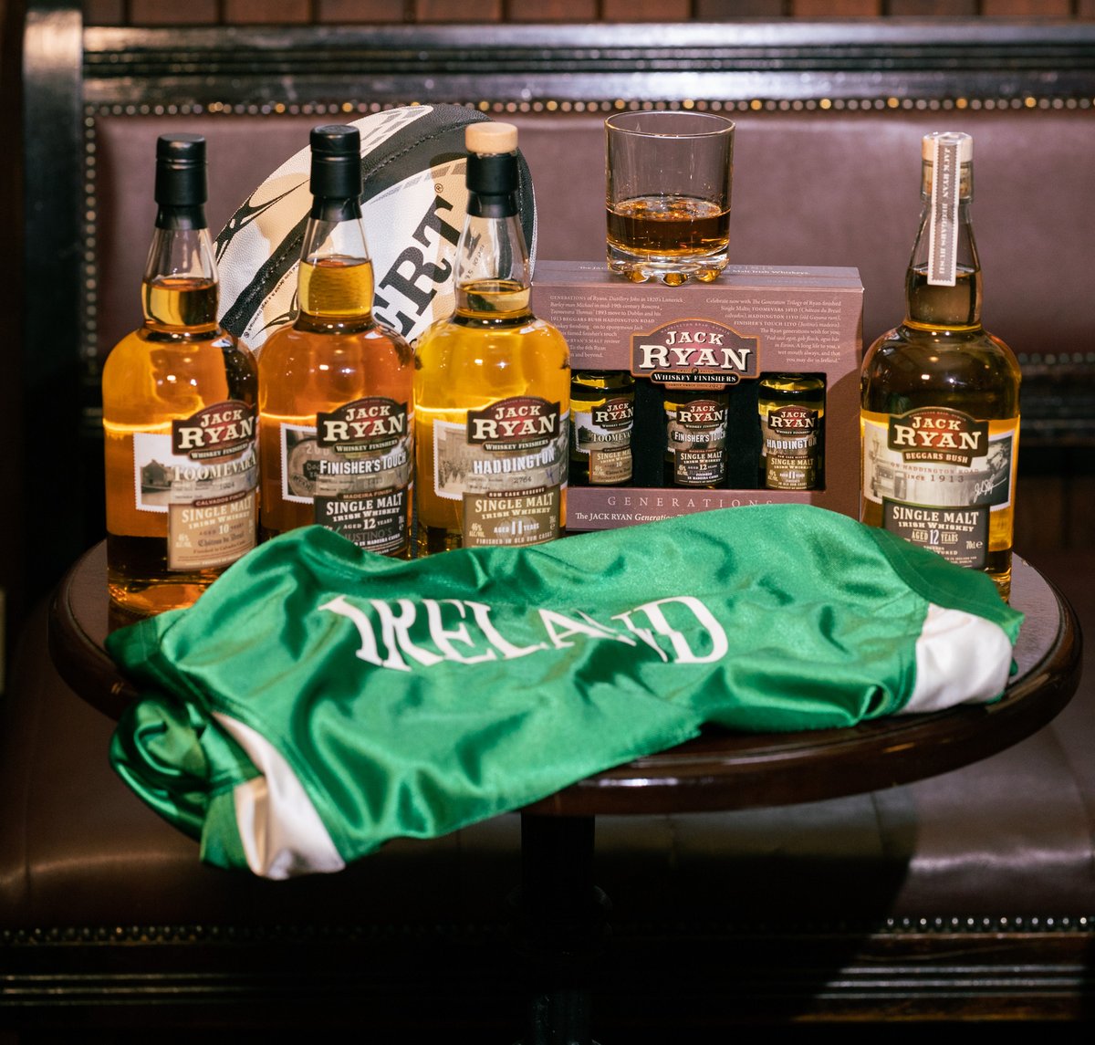 JackRyanIrish's tweet image. Bets of luck to the Irish Rugby U20s tomorrow against South Africa ☘️

#ShoulderToShoulder #JackRyanWhiskey #DrinkResponsibly
