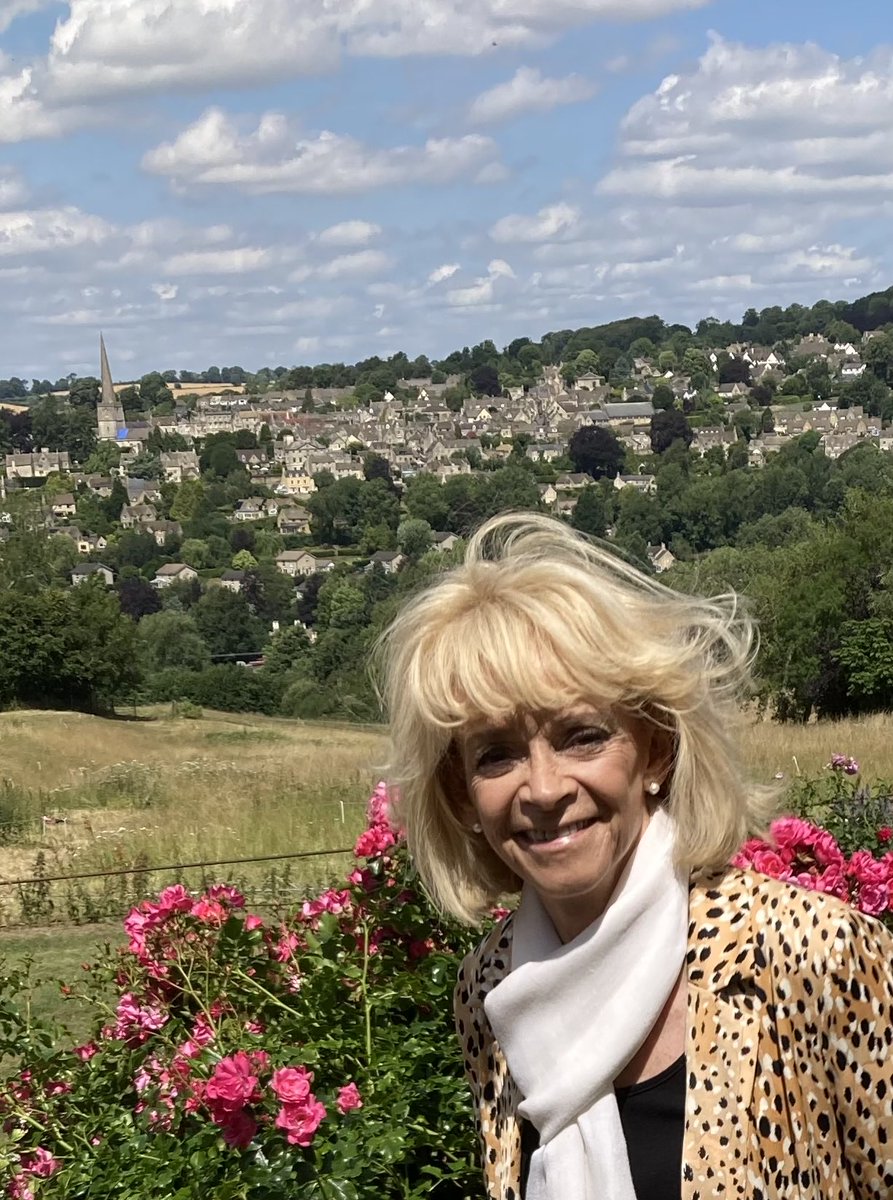 Sue Holderness tweet media