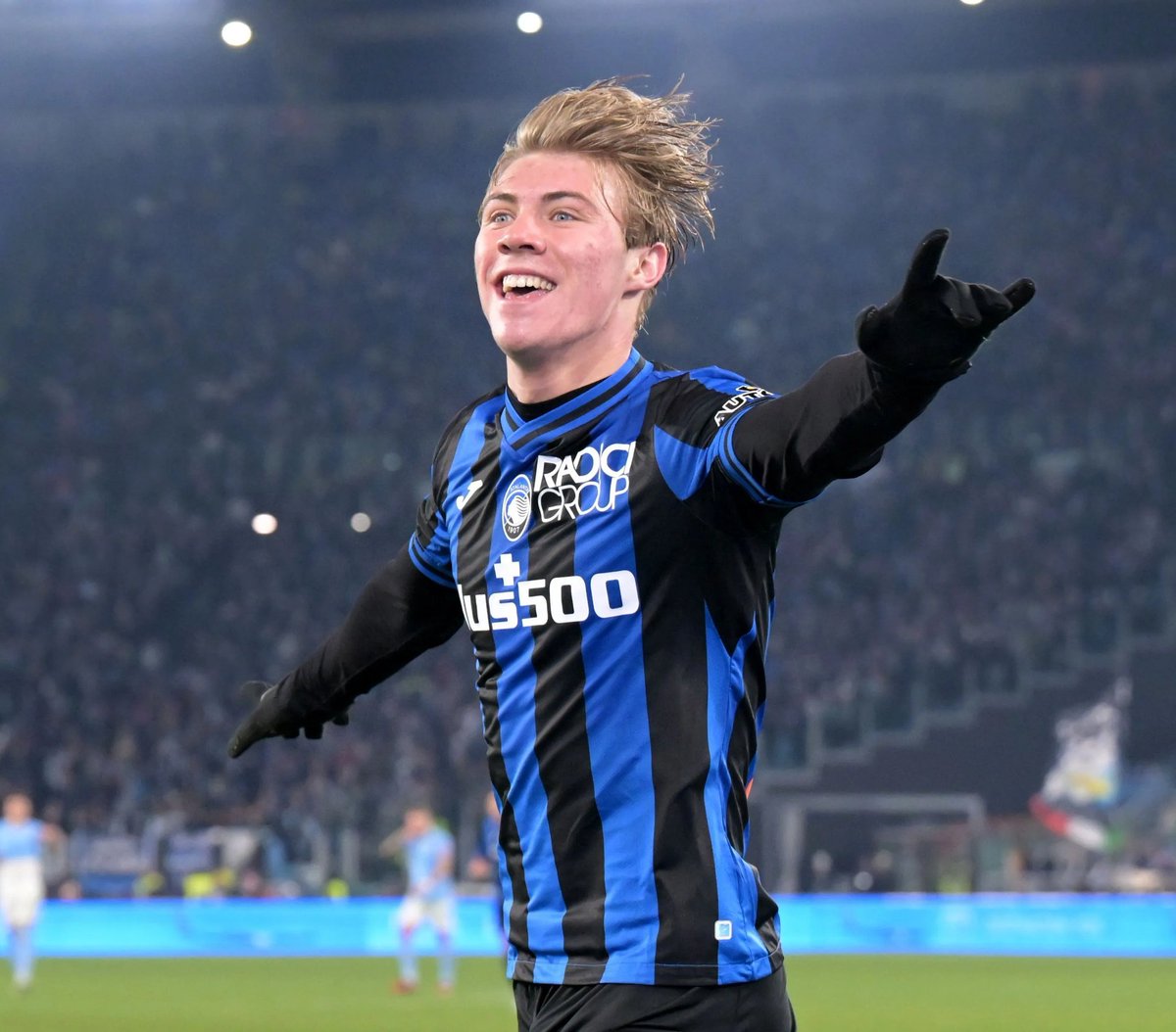 MUSCBD's tweet photo. #mufc also continue to hold positive talks with Atalanta over the signing of Rasmus Hojlund. Like Andre Onana, discussions centre on the fee and structure of payments. [@MelissaReddy_, @skysports_sheth] https://t.co/1D4DYBynSq
