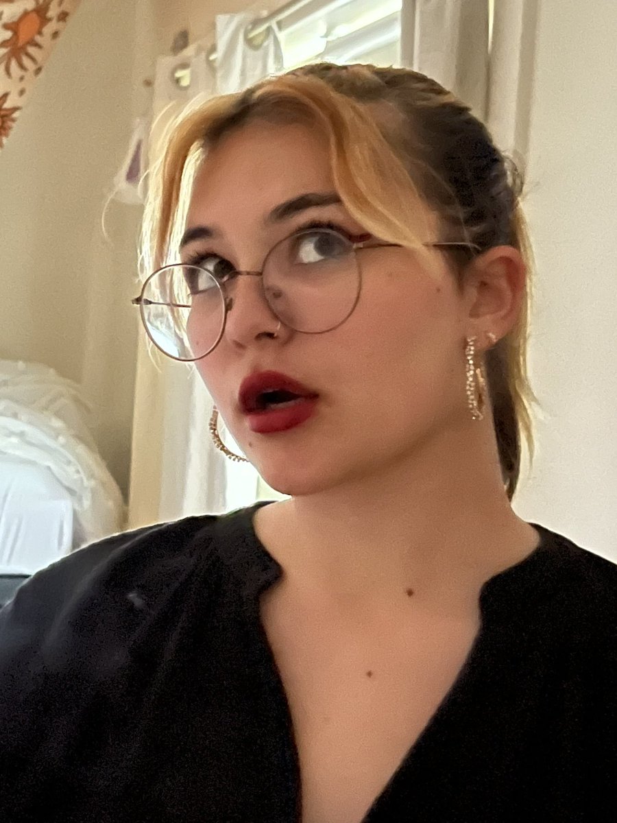 abbycannotread's tweet image. Which glasses suit me best? About to get a new pair and idk what to get