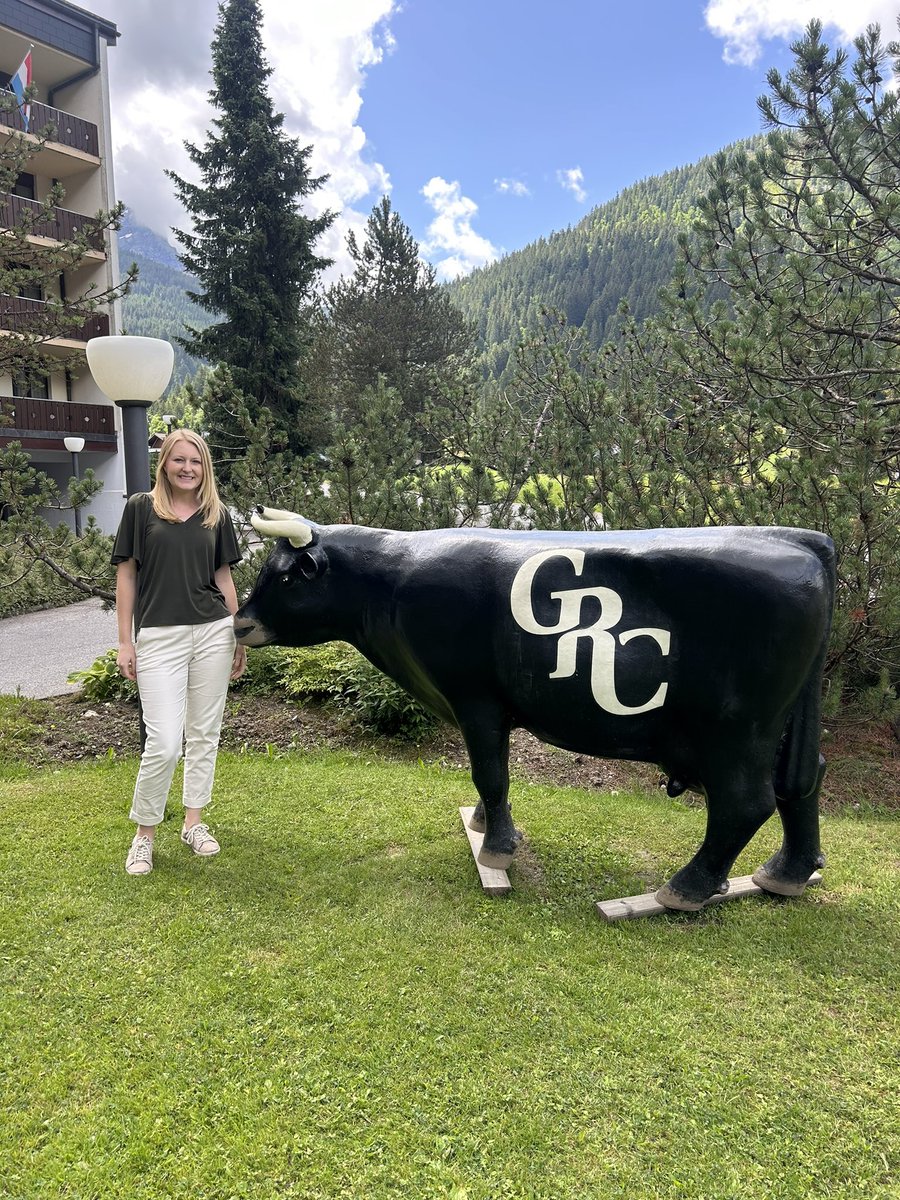 akcook4's tweet photo. Incredible time in Les Diablerets, Switzerland at the #ALSGRC! I’ve learned so much and have really enjoyed getting to know my peers and talking about my latest data! https://t.co/rKG3V5oden