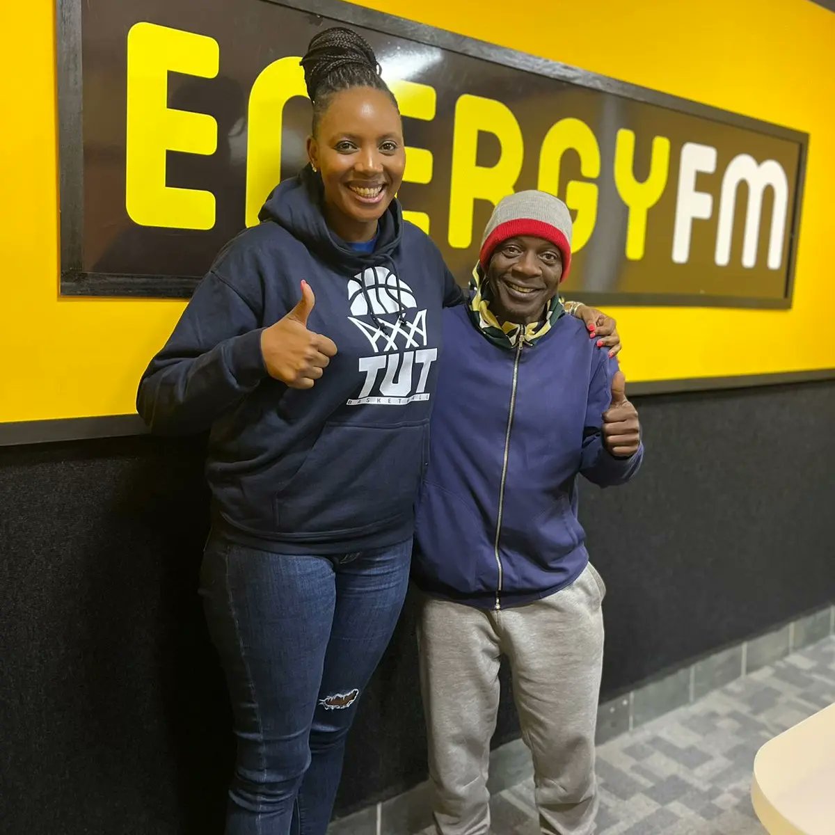 ChaukeDumisani1's tweet photo. Grateful for every opportunity to pause, look back and appreciate how far I've come... And then readjust, realign, refocus and prepare for the journey ahead...
#ThisIsMyStory π¦
#MyStepsAreOrdered π£
Thanks @EnergyfmSA https://t.co/TuoUkfYn1Z