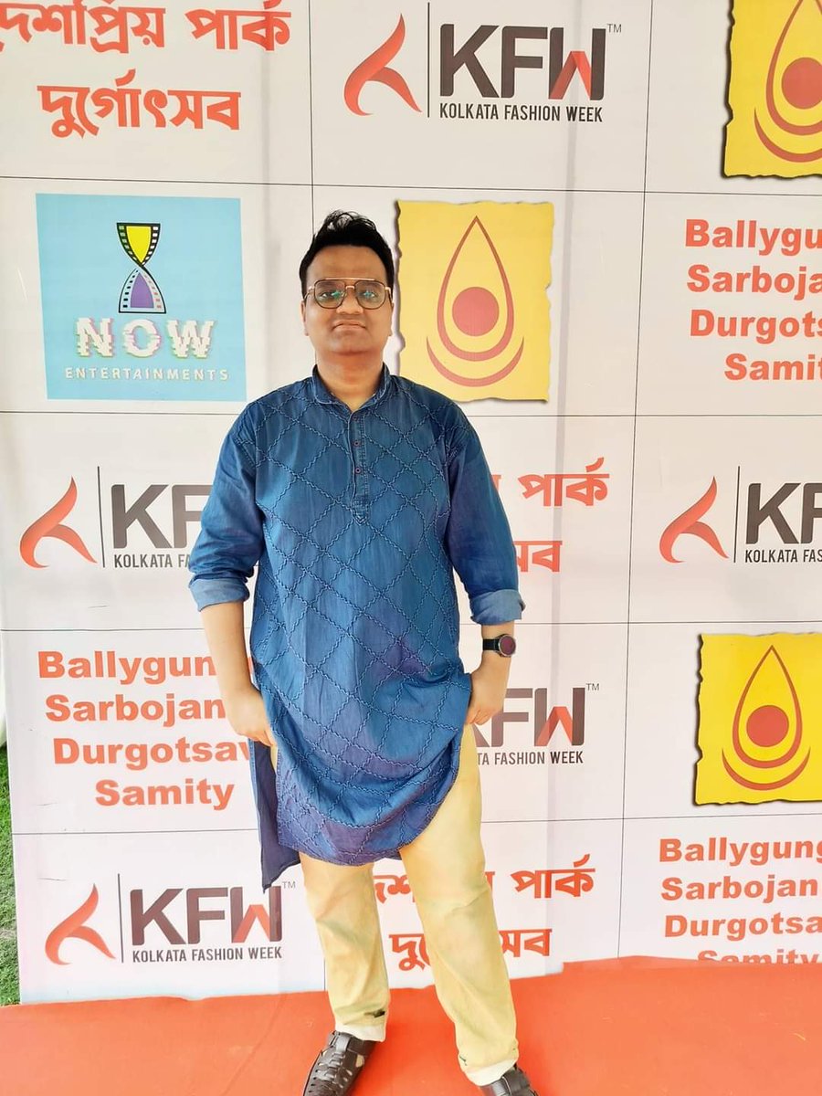 prasunindian's tweet photo. Proud to be PR of the Biggest Durga Puja in the World - Limca Book of World Record Holder 
Get ready for another surprise 
#deshapriyaparkdurgapuja 
Yesterday was the date of Khuti (Foundation) Puja

#PR #Marketing
#NowEntertainments https://t.co/qbkfB1gGmR