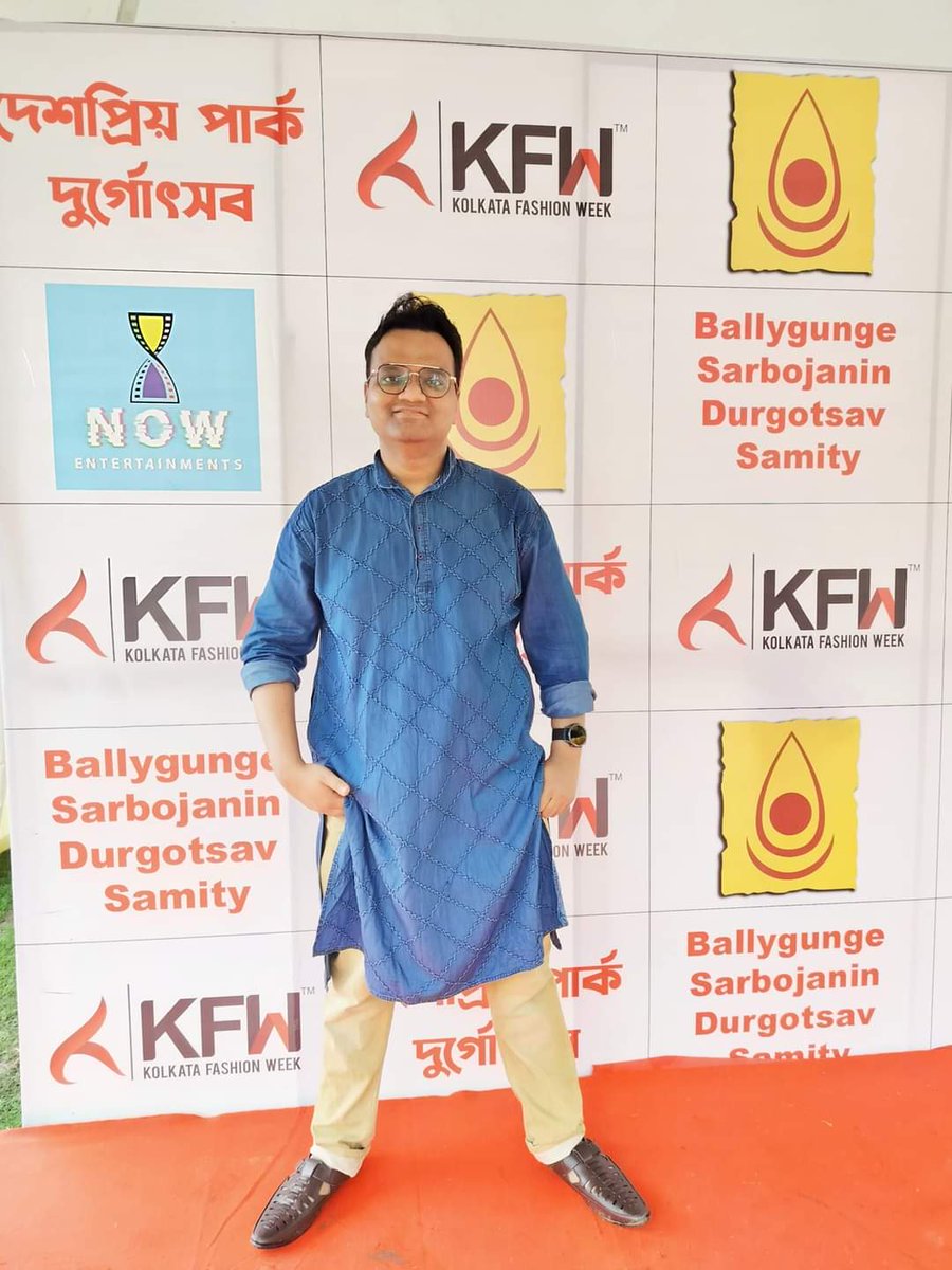 prasunindian's tweet photo. Proud to be PR of the Biggest Durga Puja in the World - Limca Book of World Record Holder 
Get ready for another surprise 
#deshapriyaparkdurgapuja 
Yesterday was the date of Khuti (Foundation) Puja

#PR #Marketing
#NowEntertainments https://t.co/qbkfB1gGmR