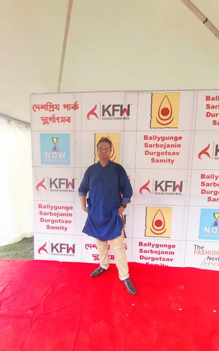 prasunindian's tweet photo. Proud to be PR of the Biggest Durga Puja in the World - Limca Book of World Record Holder 
Get ready for another surprise 
#deshapriyaparkdurgapuja 
Yesterday was the date of Khuti (Foundation) Puja

#PR #Marketing
#NowEntertainments https://t.co/qbkfB1gGmR