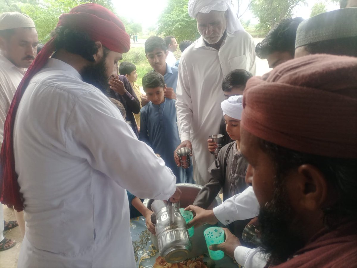 سبیلِ عثمان غنی رضی اللّٰه عنہ
#تحفظِ_قرآن_ہمارا_ایمان
<a href="/SarwatEjaz/">Sarwat Ejaz Qadri</a> 
<a href="/PST_ATK/">PST Attock Official</a>