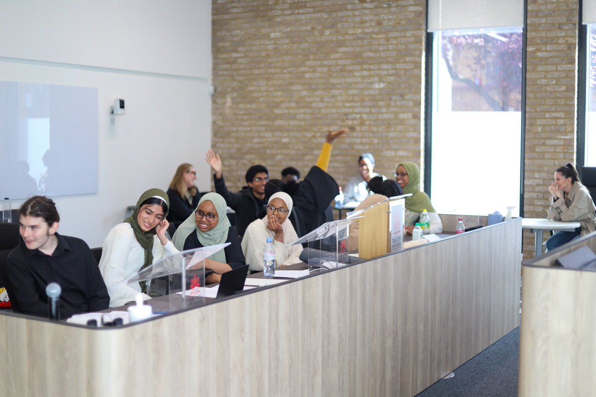 Urban_Lawyers's tweet photo. Special thanks to Ruth Reid, Adriana Zahirovoic, Lily Kalati, Bishu Solomon -Girma, Sally Gill and city law school volunteers for their invaluable contributions to the success of the mock trial with school 21. #RWLP https://t.co/zz5ZPD56bp