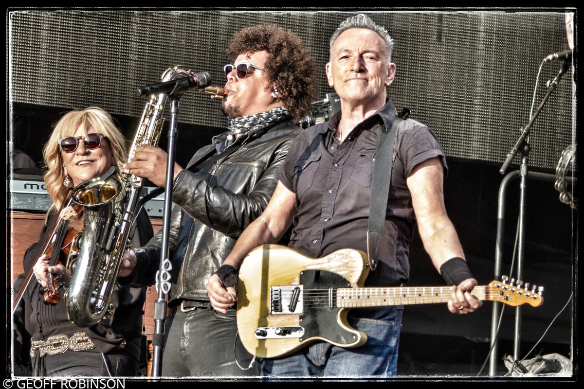 Geoff Robinson tweet media