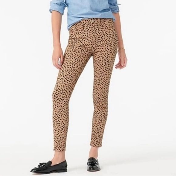 trendycircular's tweet photo. So good I had to share! Check out all the items I'm loving on @Poshmarkapp #poshmark #fashion #style #shopmycloset #bench #jcrew #gunnesax: https://t.co/iIvCUsamLs https://t.co/y6tITZ7t53