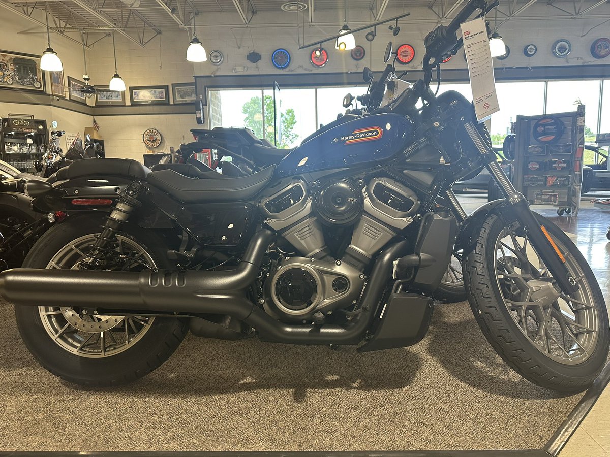 Warren_HD's tweet photo. 2023 Nightster Special - Classic Silhouette. Modern Muscle. #HarleyDavidson #Nightster https://t.co/2RRjk9XlGb