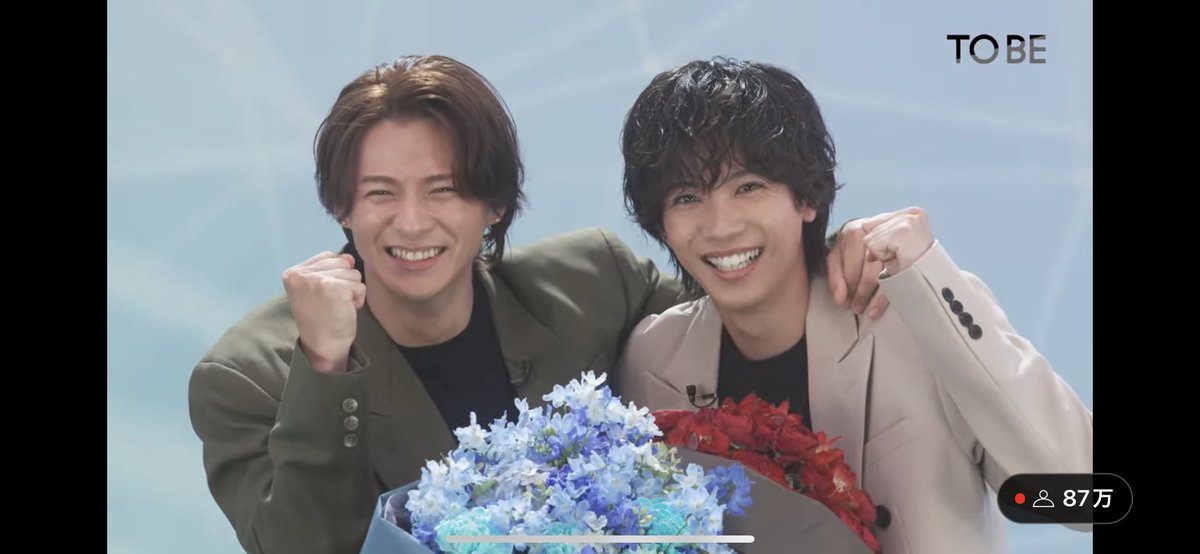 sa_mon753's tweet photo. この笑顔が見たかった...もう一生会えないかと思った。
いつもの紫耀くんだった...
じぐひら、友達っていいよね。
家族でもない他人でもない友達。 https://t.co/CLf35DpY9I