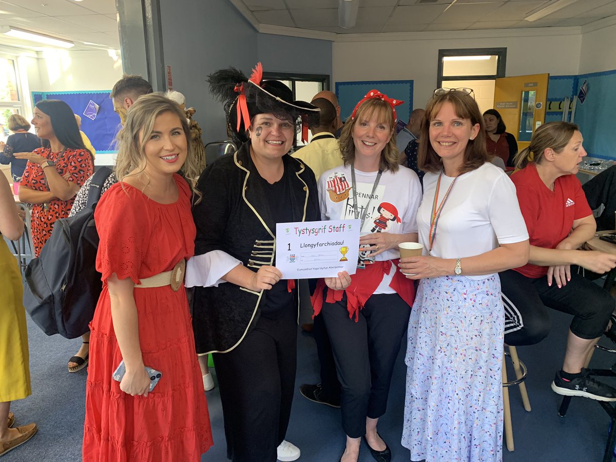 Another brilliant Eisteddfod @Main_MACS  today 🏴󠁧󠁢󠁷󠁬󠁳󠁿 Diolch @MrsEvansMACS for organising another incredible day for KS3 to showcase the talent we have at MACS in STYLE 🏴󠁧󠁢󠁷󠁬󠁳󠁿💯🎉 What a fabulous day #absolutely