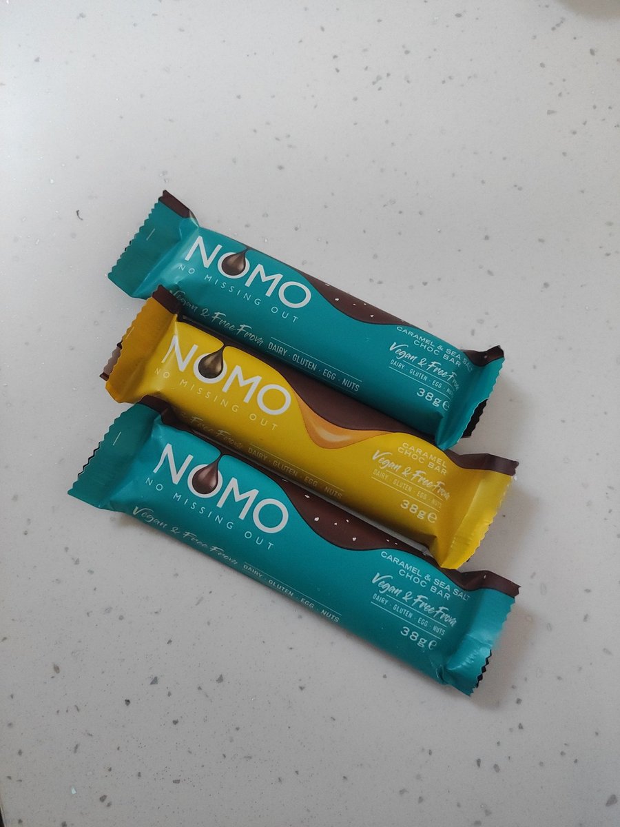 CharlieLisaGunn's tweet photo. Happy #NationalChocolateDay https://t.co/0ZpHOR20X6
