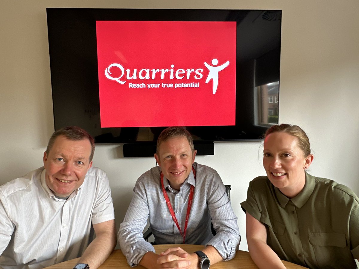 jasonleitch's tweet photo. Final visit of the #nhsscot75 week to the @quarriers Scottish Epilepsy Centre. Meeting staff, Board members and those they serve. Great work. Innovative, person-centred and an example of real NHS/3rd sector partnership. Thanks for having me. https://t.co/jwYOr3iCSI