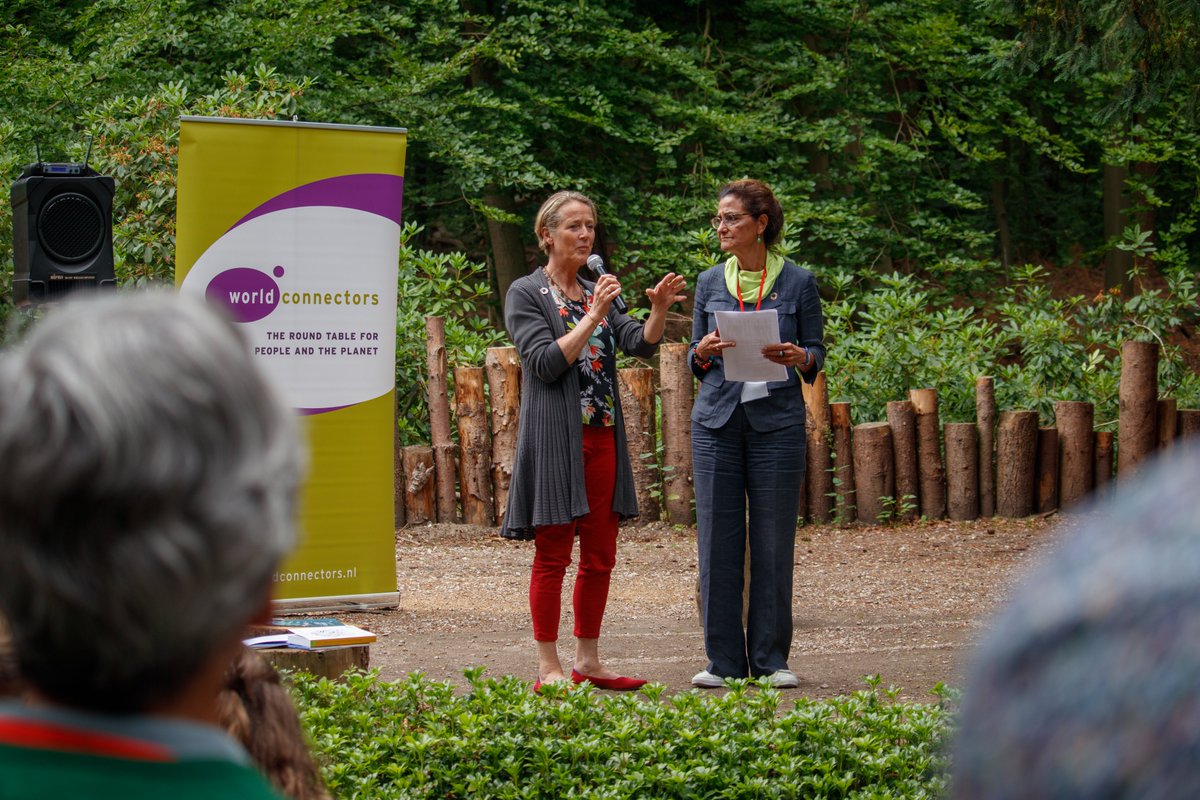 Vorige week 29 juni kwamen leden en genodigden van Worldconnectors, affiliate Earth Charter International samen om Earth Charter Day te vieren met de roundtable Our common agenda. Lees meer over de viering op onze website: worldconnectors.nl/earth-charter-…