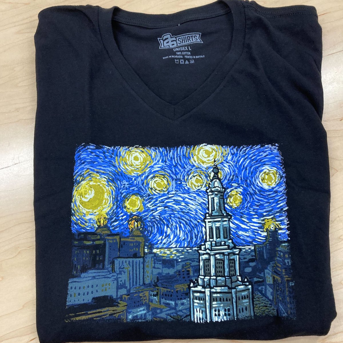 26shirts's tweet photo. Hey Mafia, @CleBillsBackers is giving away a FREE "Buffalo Night" Unisex Large V-Neck! For a chance to win, like and retweet this, and make sure you're following them!

Winner will be picked on Monday! #GoBills #BillsMafia https://t.co/mn68UDSG5l