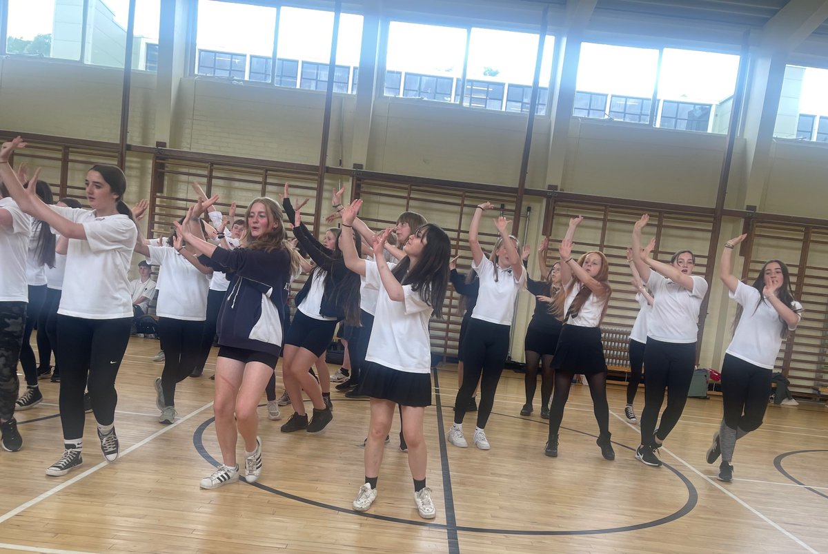 Happy Friday from PA at KHS. Next week is SHOW WEEK! It’s not too late to book your tickets 🎫🥀✨