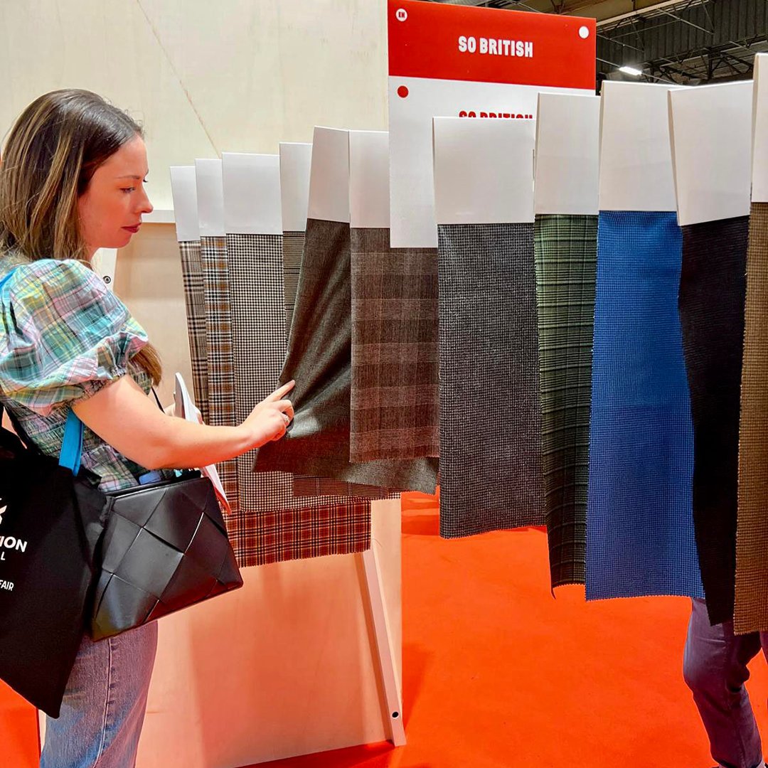 schoolblazeruk's tweet image. This week our design team was in Paris at Premiere Vision, getting inspiration for new garments! Shows like these are essential for us to stay at the forefront of innovation.

#schoolblazer #schoolwear #premierevision