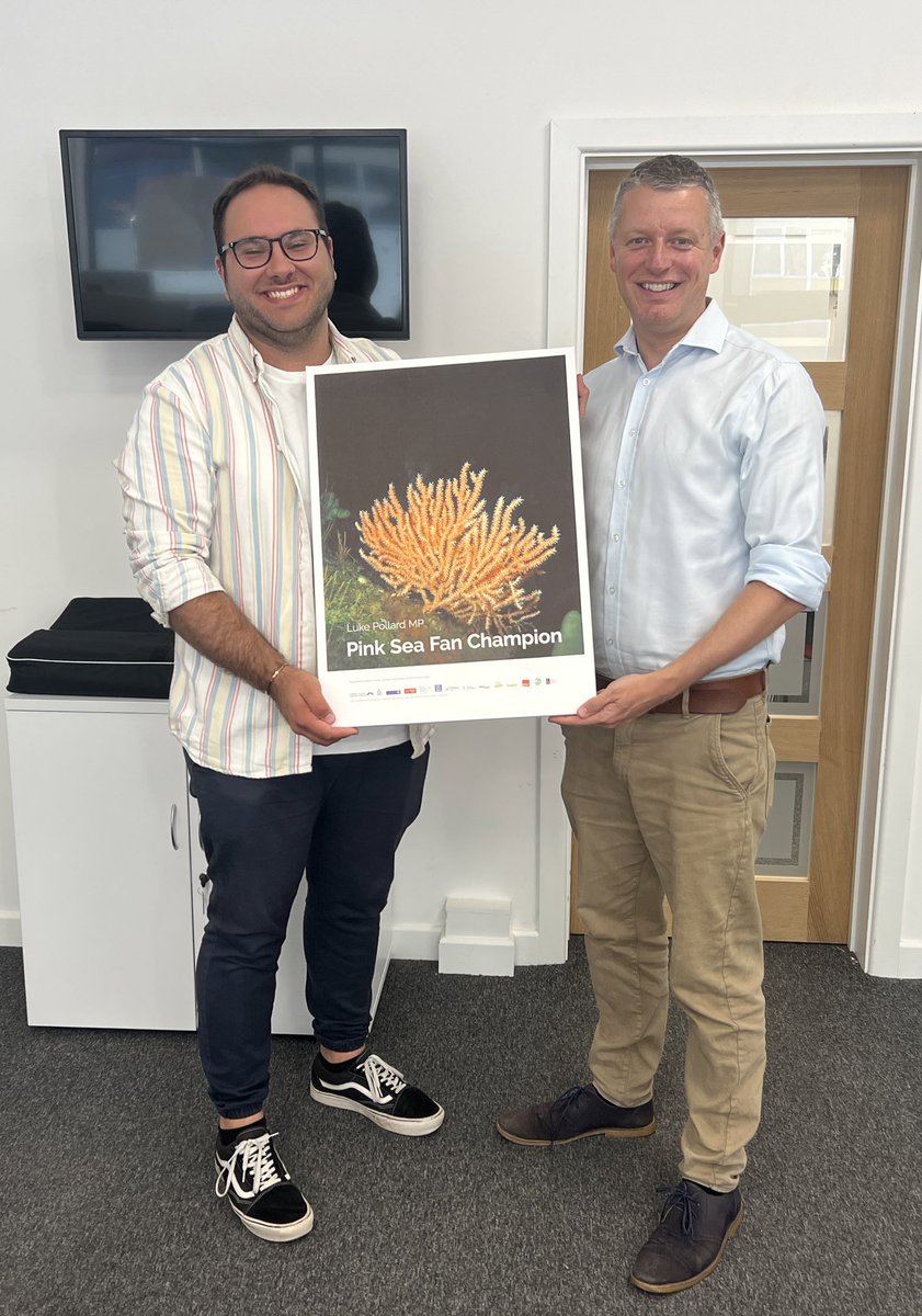 LukePollard's tweet photo. Good to meet up with Brendon from @mcsuk to talk about Pink Sea Fans. I’m the Parliamentary species champion for Pink Sea Fans. Many of these incredible corals are found off Plymouth. But they’re at risk from their habitats being destroyed. Let’s protect our ocean. #PinkSeaFans https://t.co/c3LGW65FD3