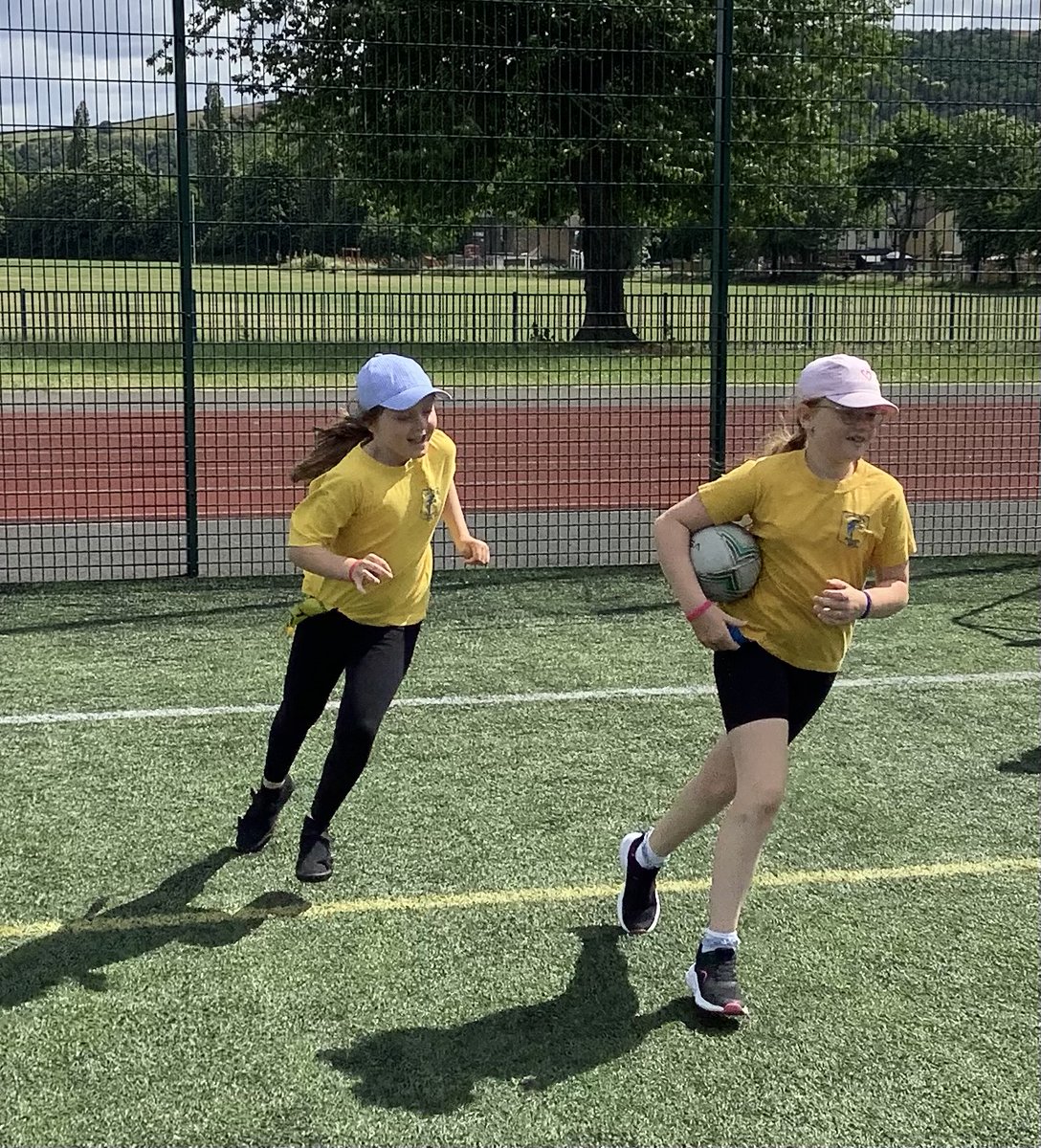 EdgeHade's tweet photo. Year 4 had a great day at the Sports Barn organised by Pennine Sports. Lots of teamwork, rugby skills, cricket skills and most importantly....fun! #HESPE  #HESYr4 @PennineSSP https://t.co/HF6v5Gvlzm